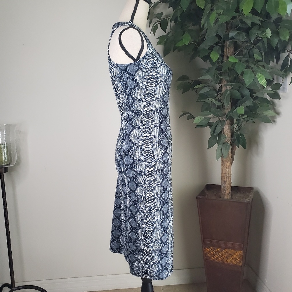 NEW Silver Snakeskin Print Bodycon Dress - Picture 6 of 7